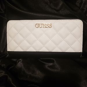 ❔ Guess - Illy Check Organizer - White ❔